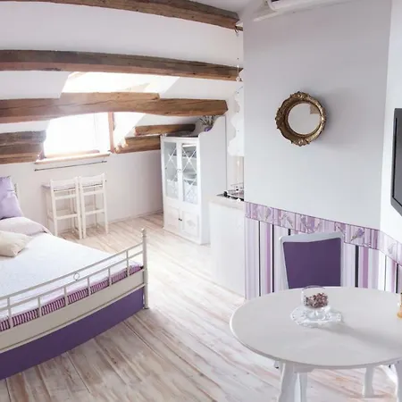 Konukevi Authentic Baška