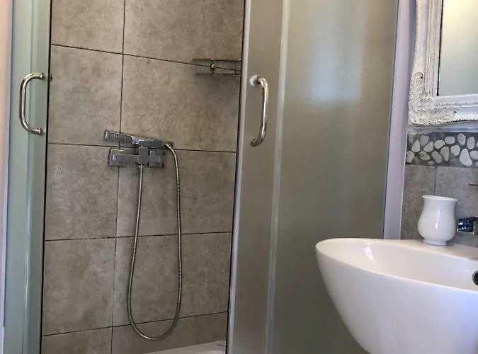 Guest house Authentic 4*